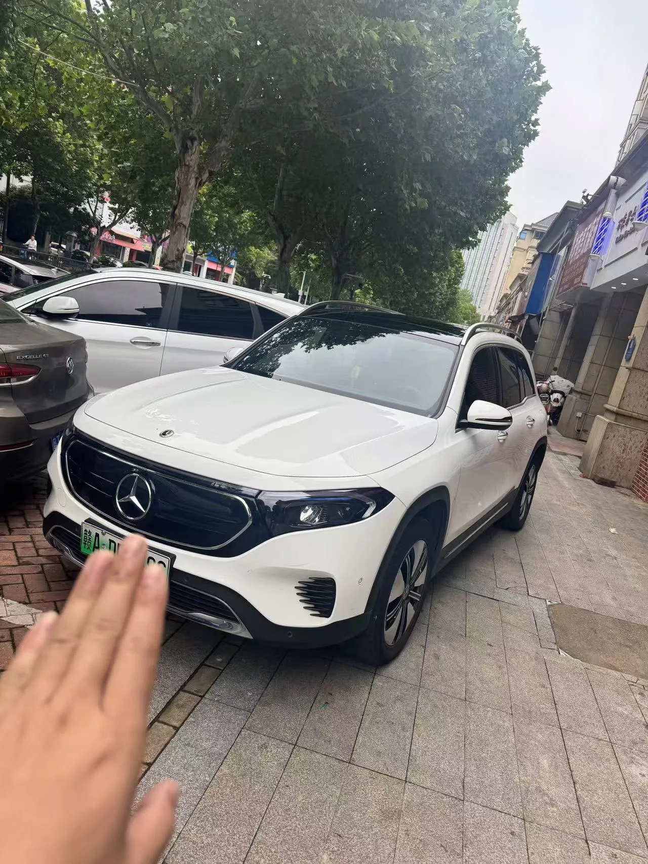 Mercedes-Benz 2023 EQB 260 EQB 260 Automatic