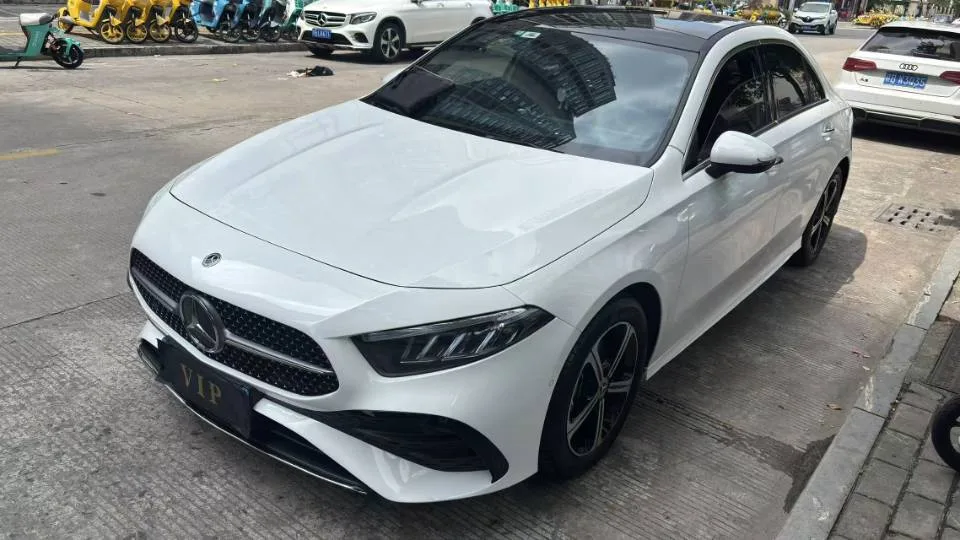 Mercedes-Benz A-Class 2023 A 200 L 1.3T Fashion Automatic