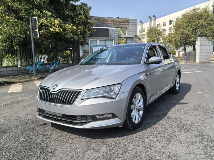 Superb 2018 TSI280 DSG Comfort Edition (National V Emission Standard)