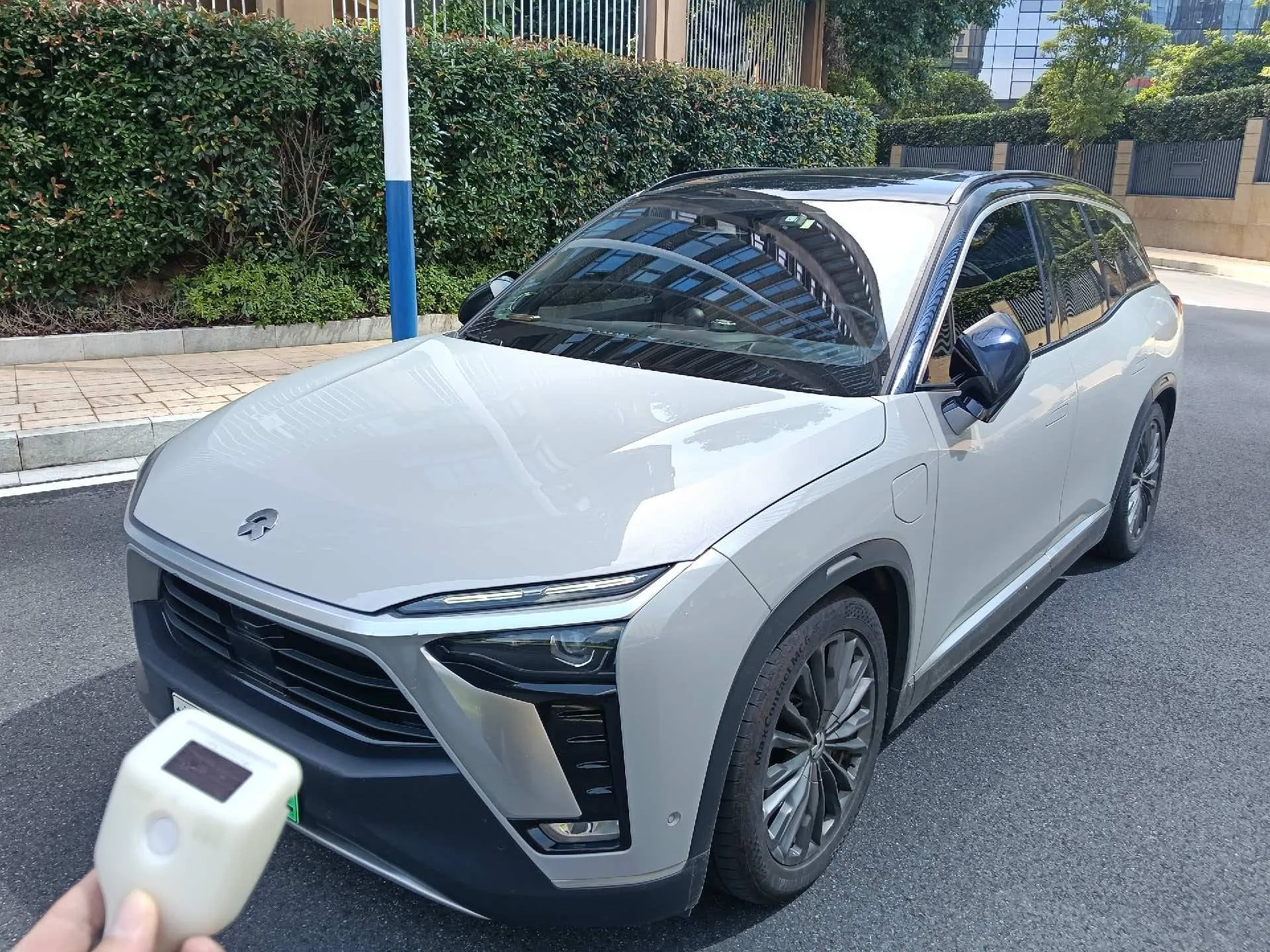 NIO ES8 2022 Model Year, 100kWh, Six-Seater