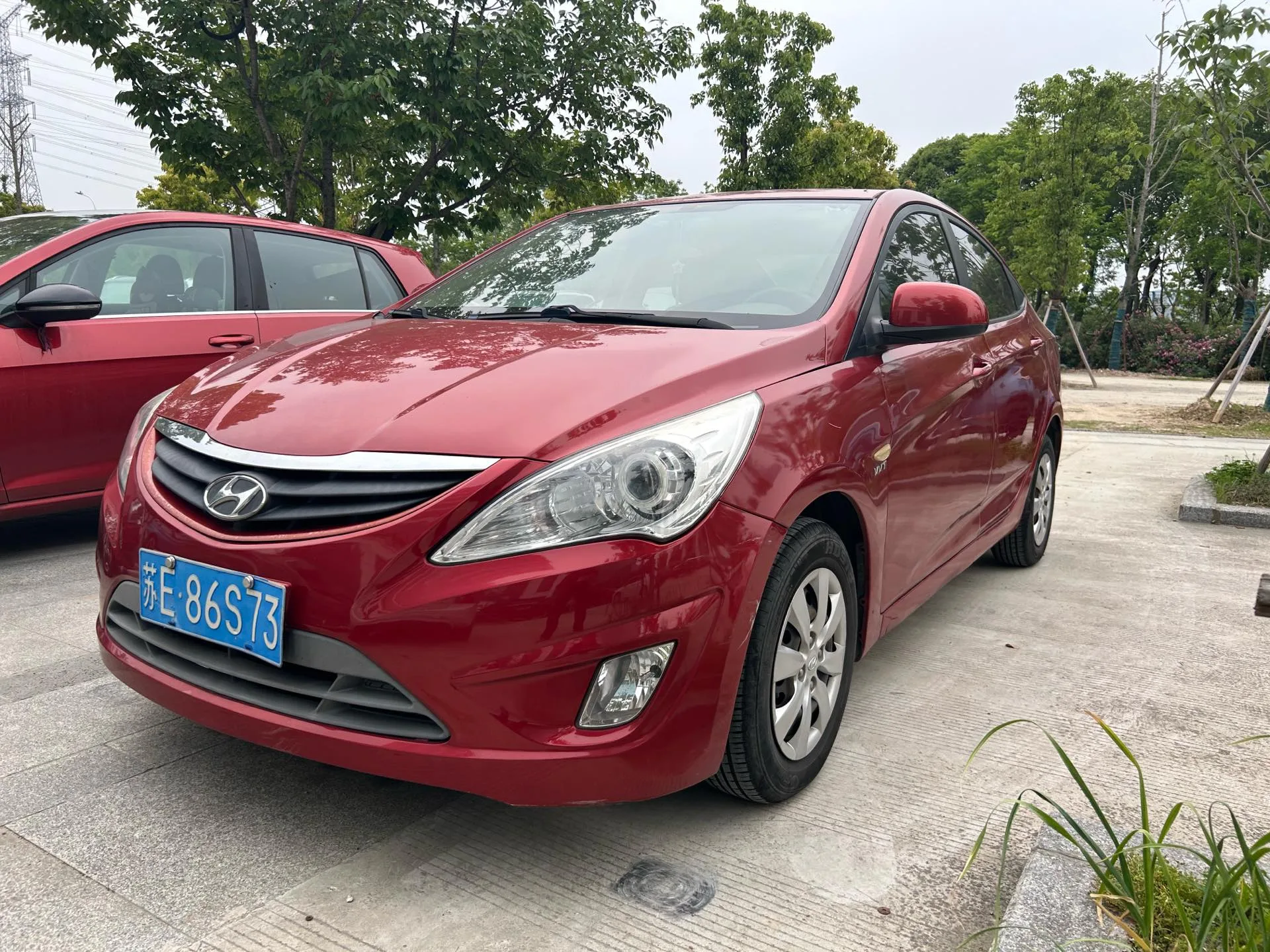 2010 Hyundai Reina Sedan 1.4L Automatic Comfort GS