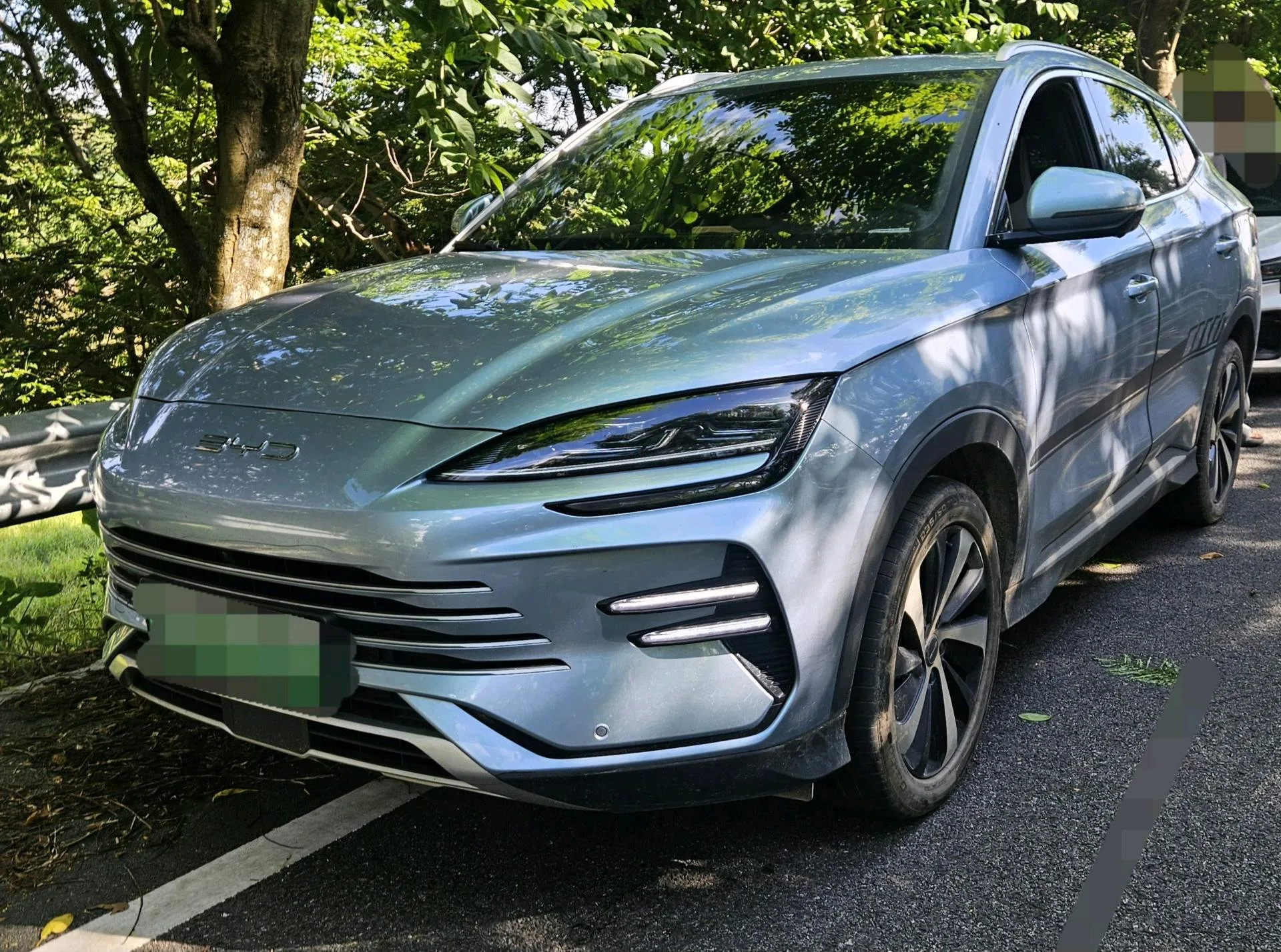 BYD 2023 Song PLUS DM-i 1.5 CVT Champion Edition 110KM Flagship PLUS Automatic