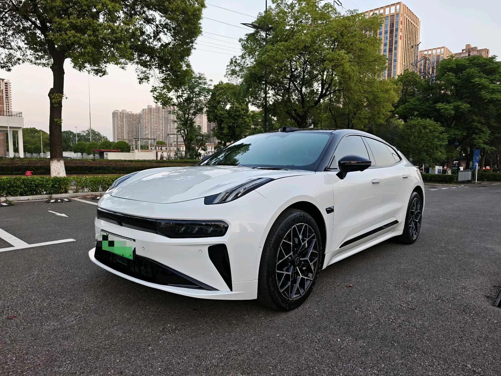 Extreme Krypton 001 2024 WE Edition 100kWh Rear-Wheel Drive