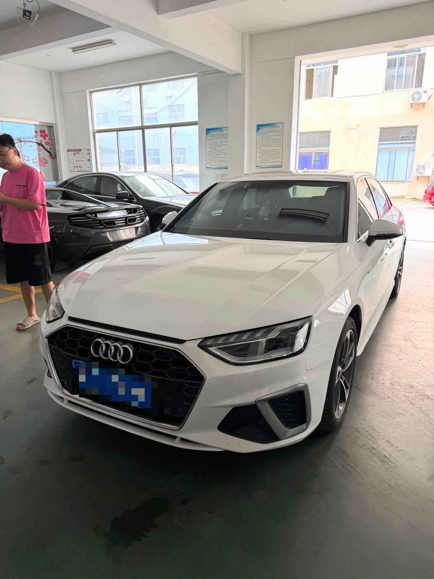 Audi A4L 2022 40 TFSI Fashion Dynamic Edition