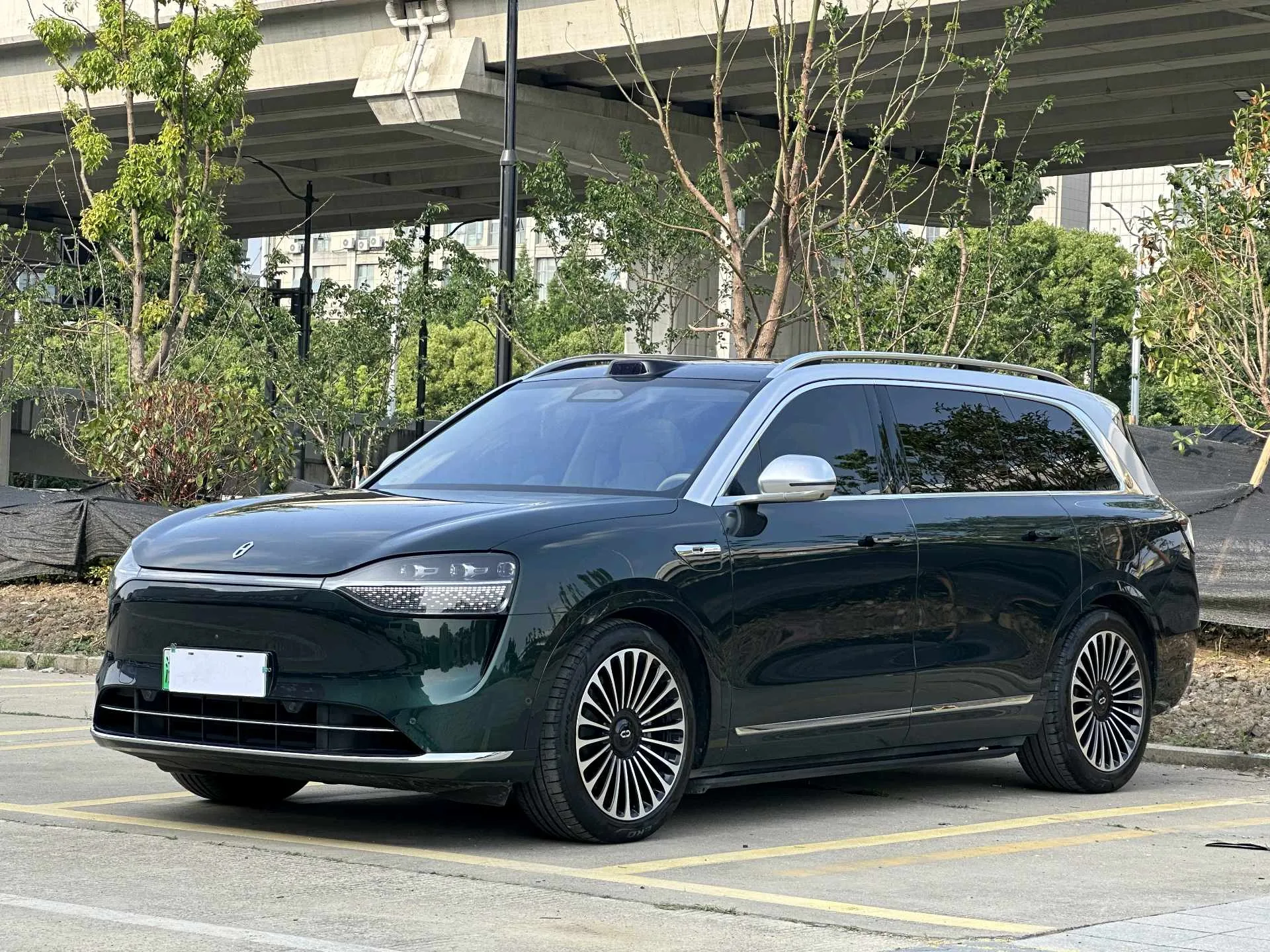 Wenjie M9 2024 Ultra Range Extended Edition 42kWh