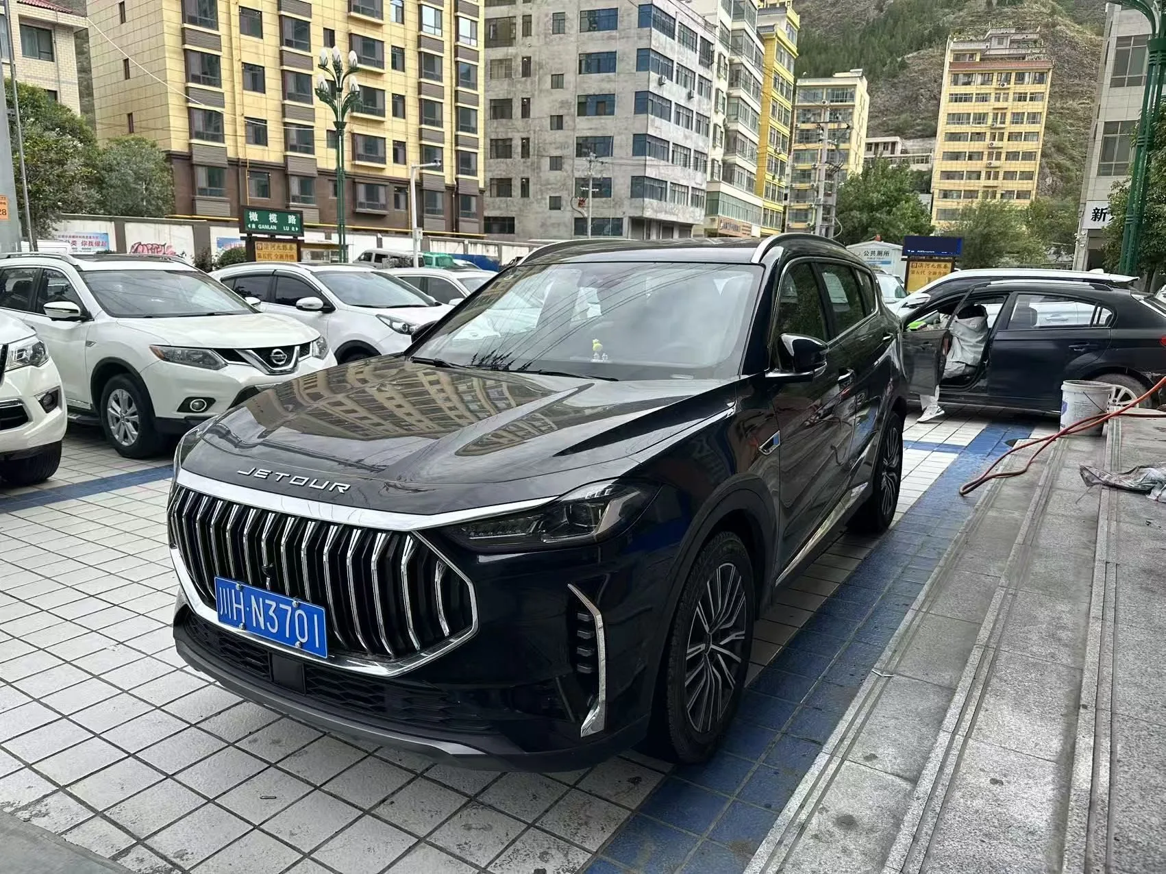 Jetour 2025 X70 PLUS 1.5T Luxury Sport Edition 5-seater Automatic