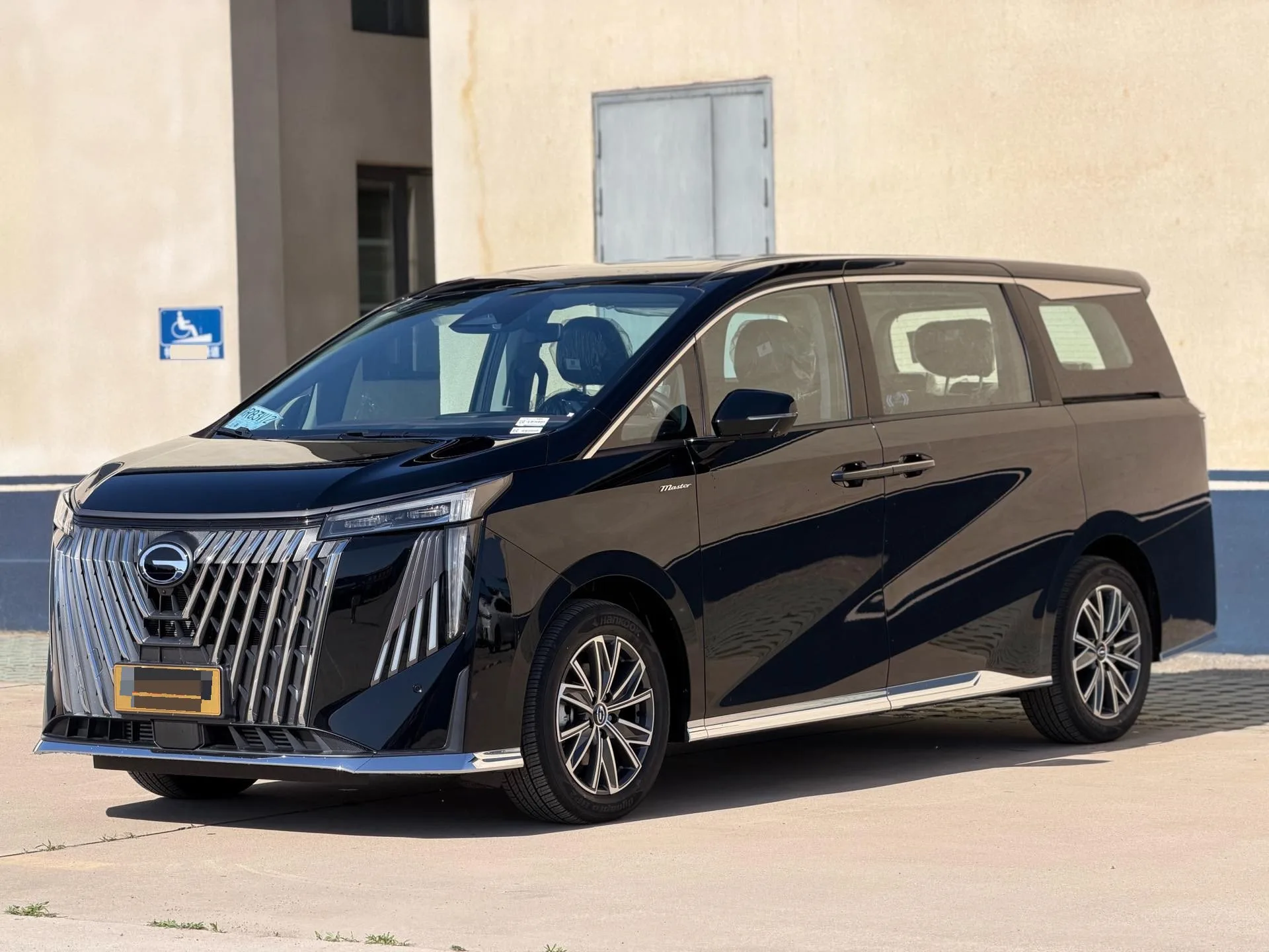 Trumpchi 2026 M8 2.0T Premium Edition Automatic