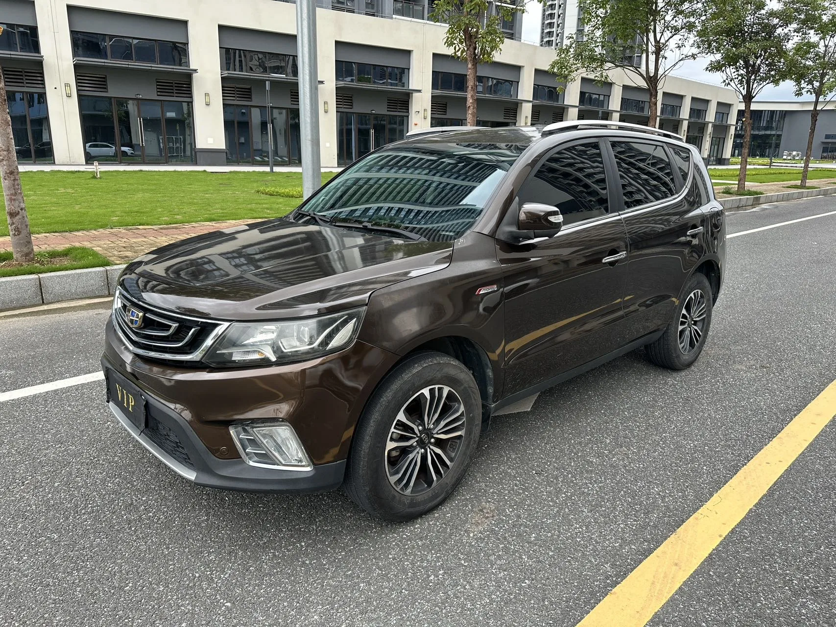 Geely Vision X6 2016 1.3T CVT Flagship Edition
