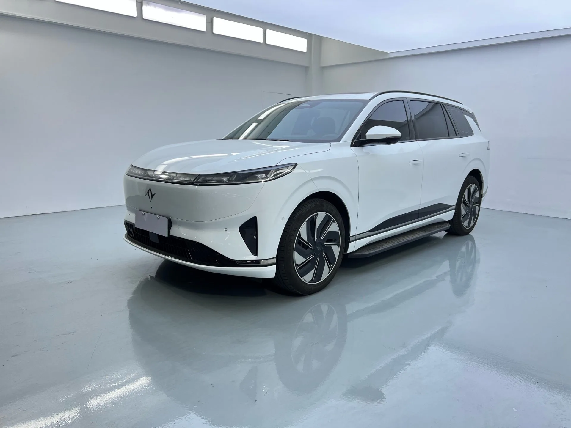 eπ008 2024 636Max Pure Electric Edition
