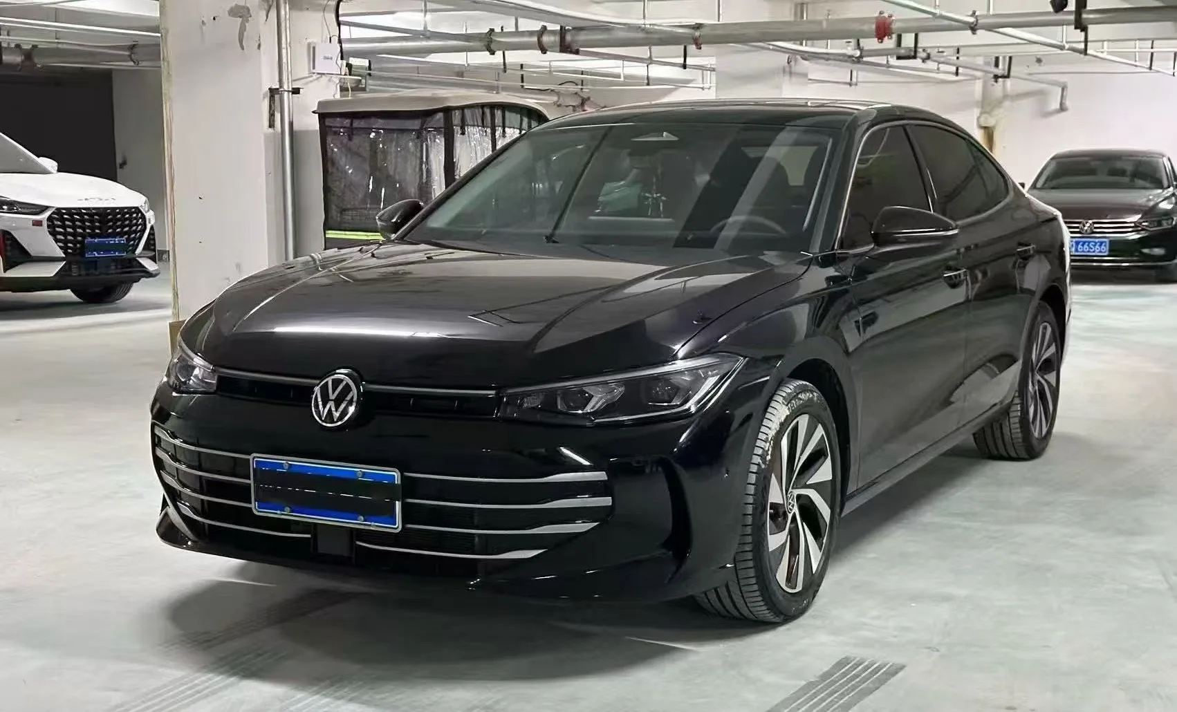 Volkswagen 2025 Passat Pro 2.0TSI 380TSI Starry Sky Dragon Edition Automatic Transmission
