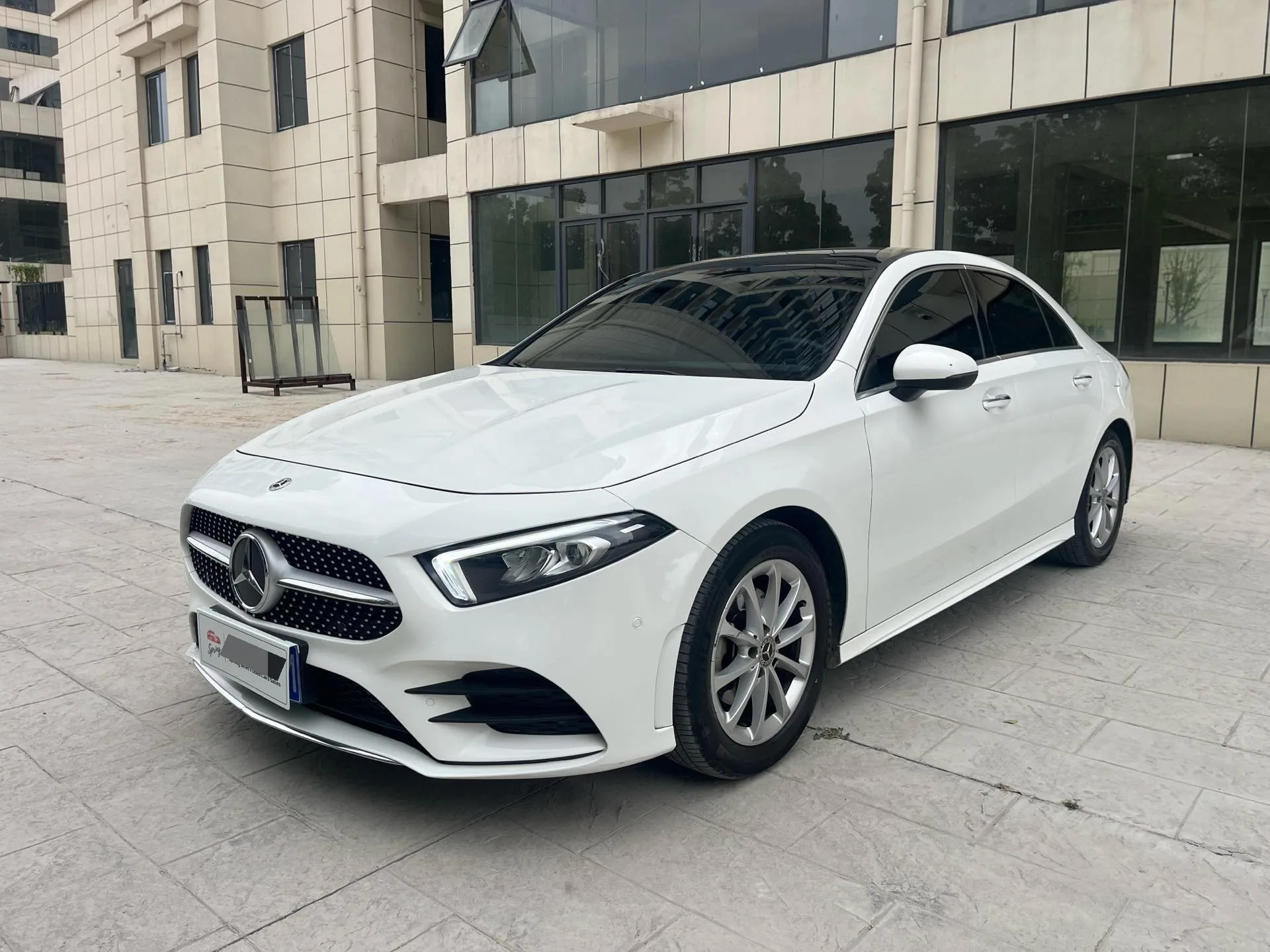 Mercedes-Benz A-Class 2020 Facelift A 200 L Sport Sedan Dynamic Edition