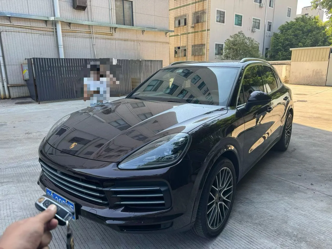 2022 Cayenne Coupé 3.0T Platinum Edition