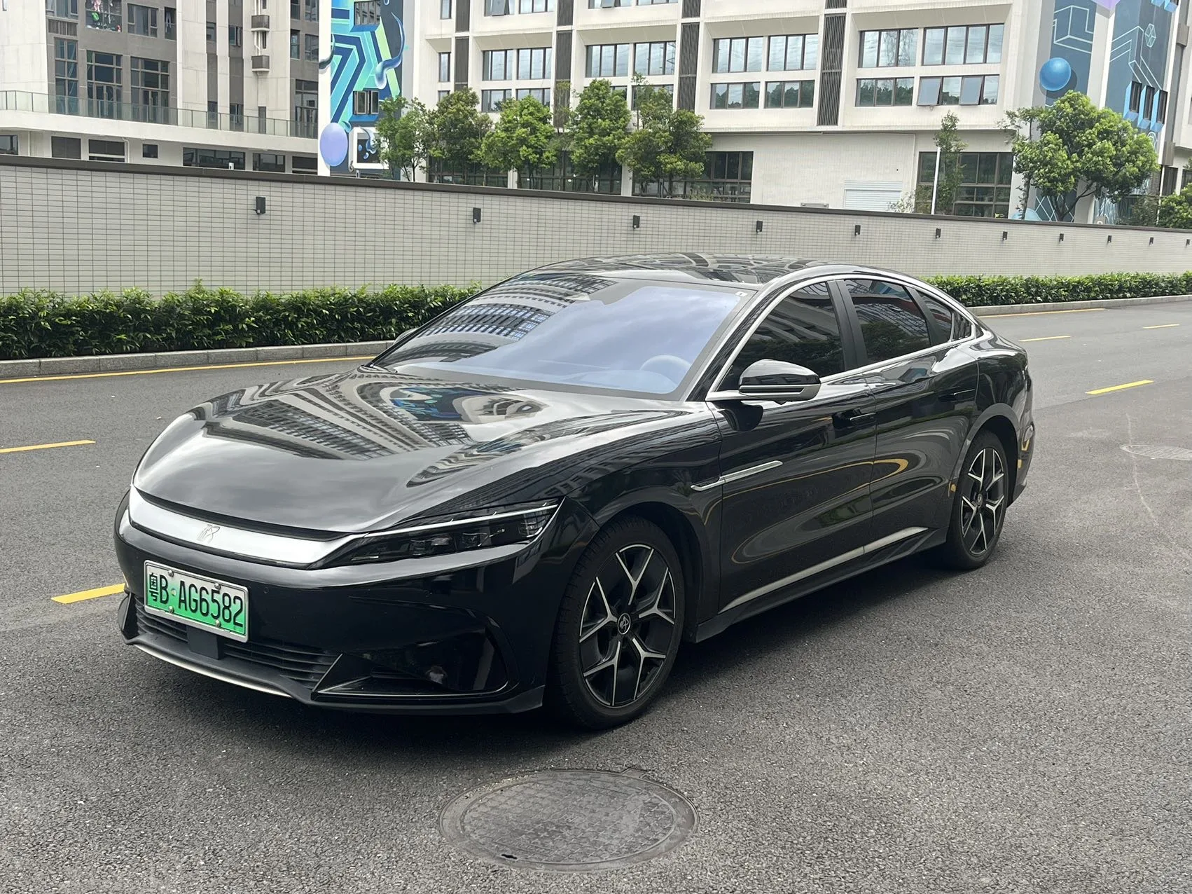 BYD 2024 Han EV 605KM Glory Edition Front-Wheel Drive Premium Automatic