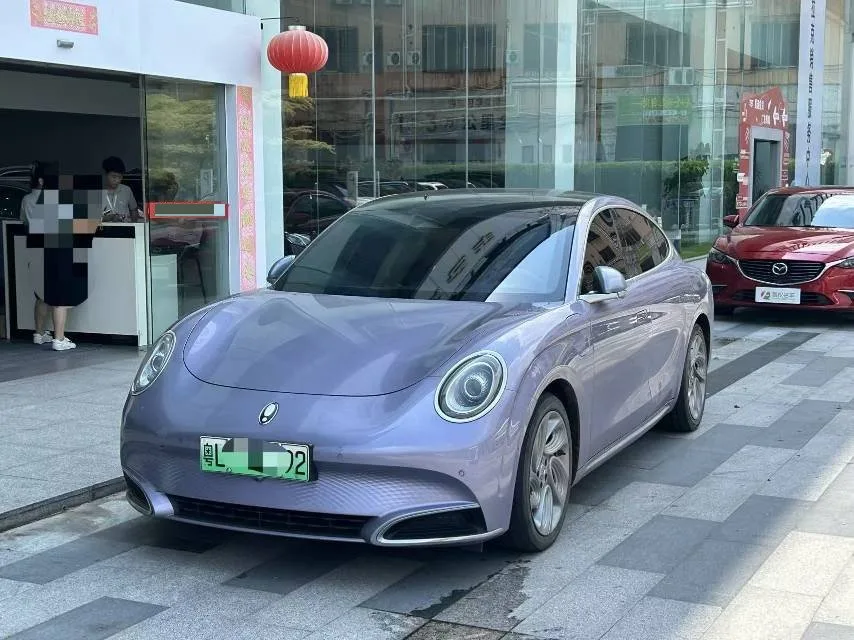 ORA 2022 Lightning Cat 555km Premium Edition Automatic
