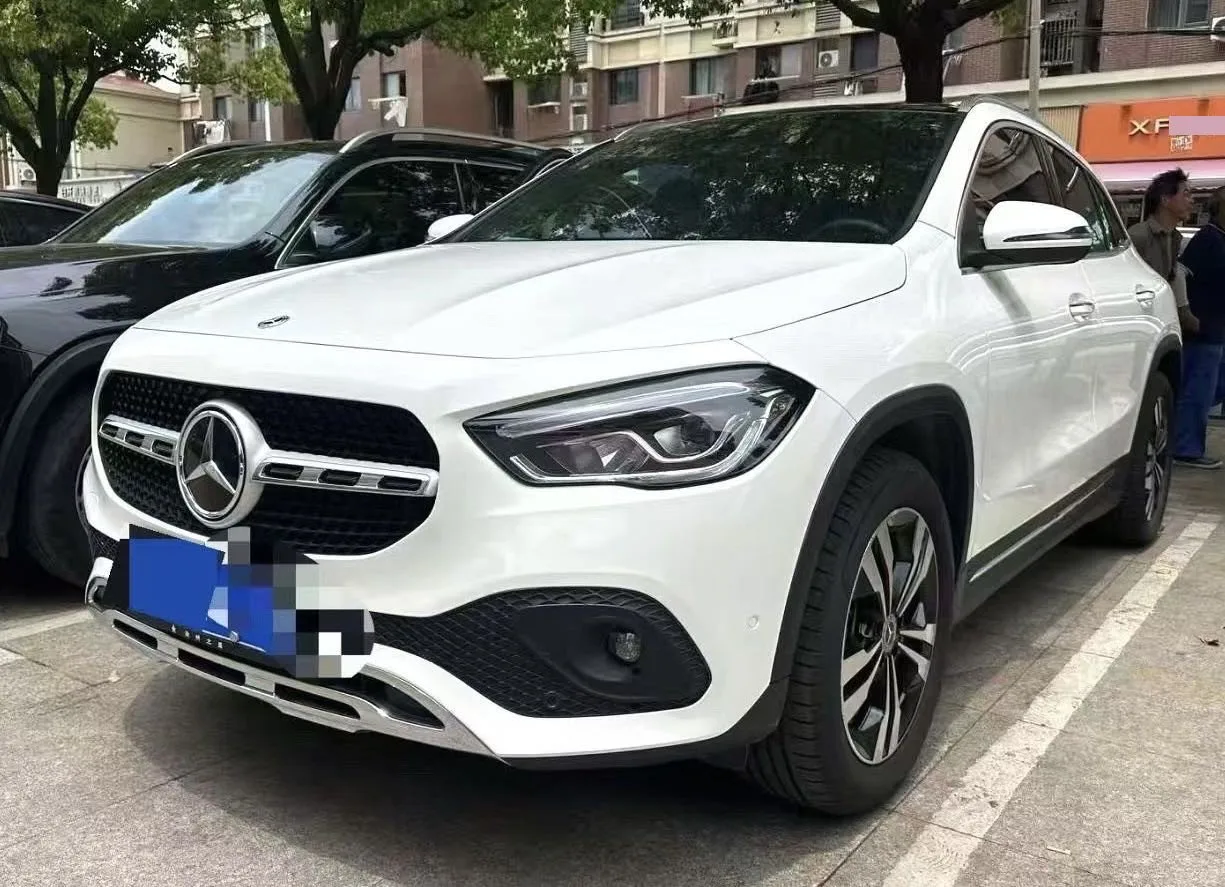 Mercedes-Benz GLA 2022 Facelift - GLA 200