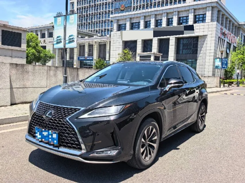 Lexus RX 2020 Facelift 300 2WD Comfort Edition