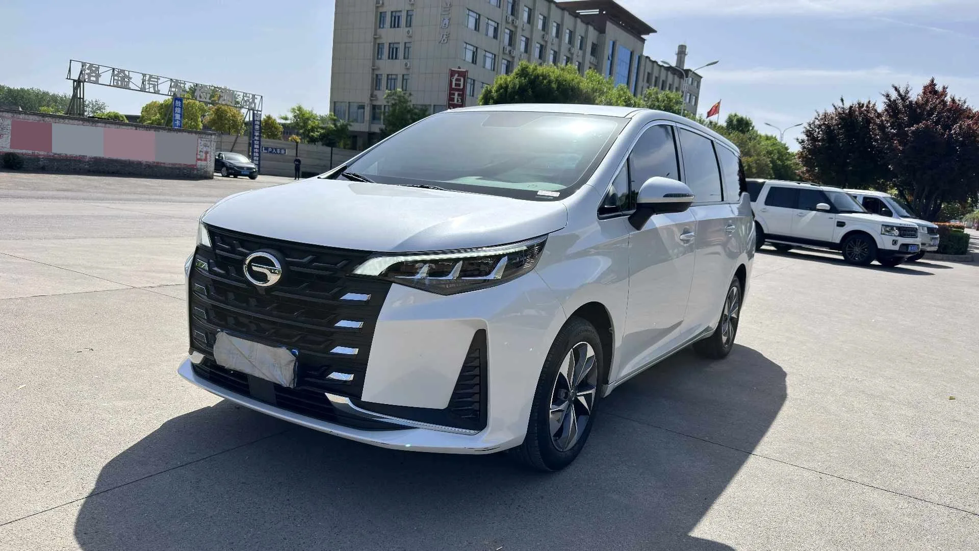 Trumpchi 2023 M6 PRO 1.5T 270T Luxury Edition Automatic