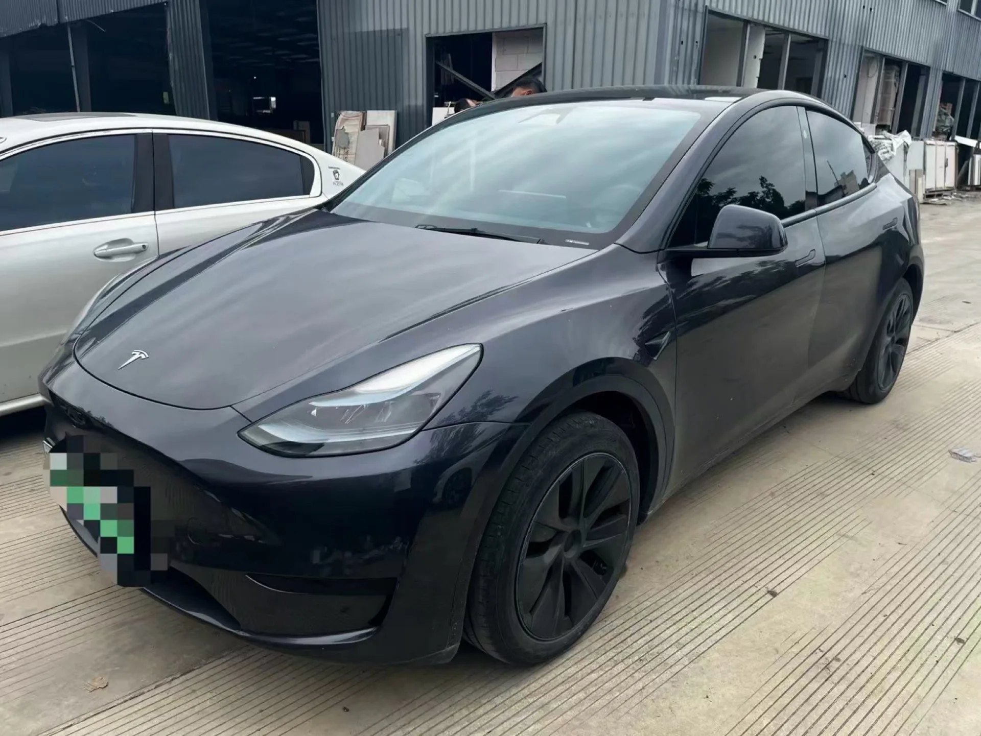Model Y 2024 Rear-Wheel Drive