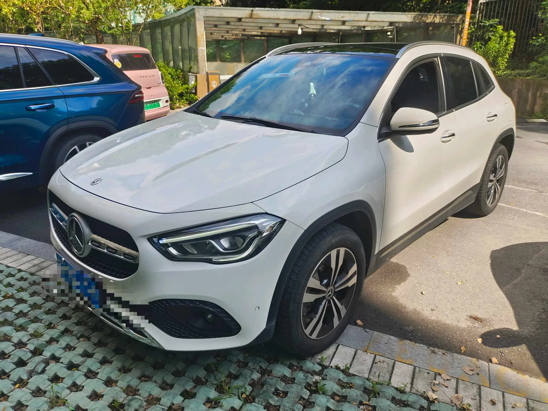 2022 Mercedes-Benz GLA 220