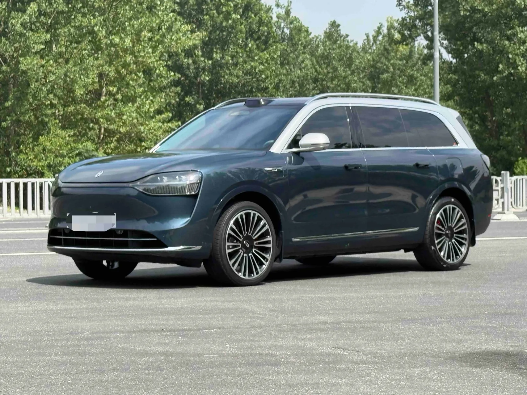 Wenjie M9 2024 Ultra Range Extended Edition 52kWh