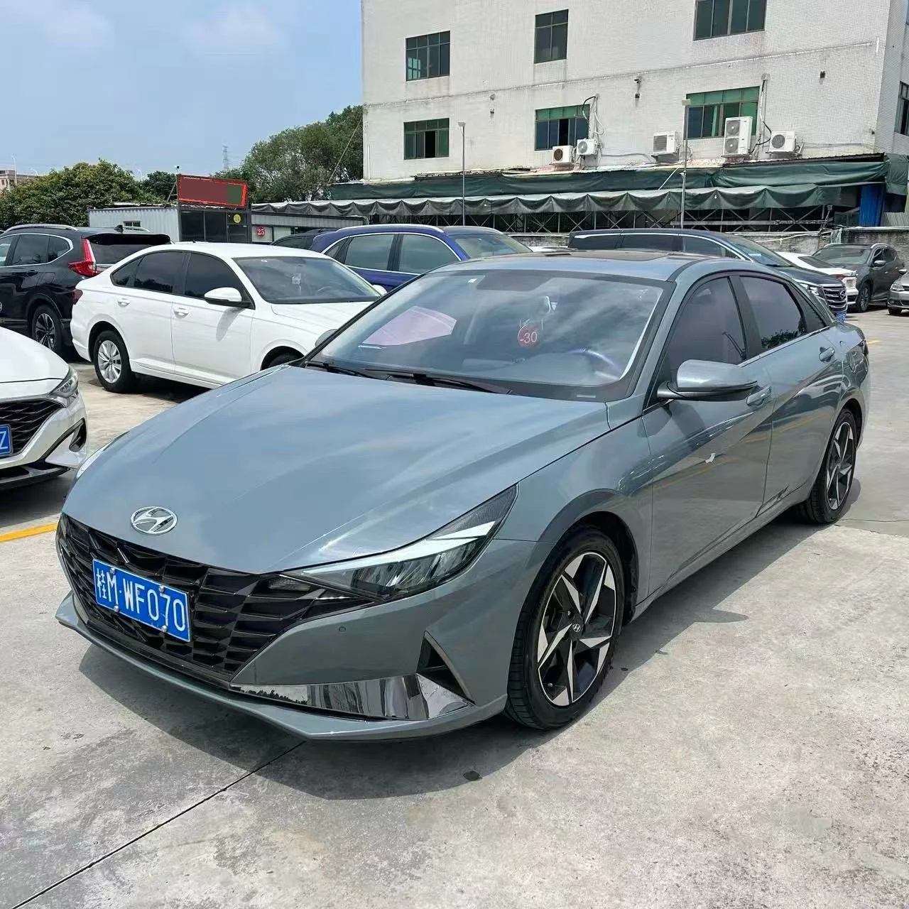 2021 Elantra 1.5L CVT LUX Premium Edition
