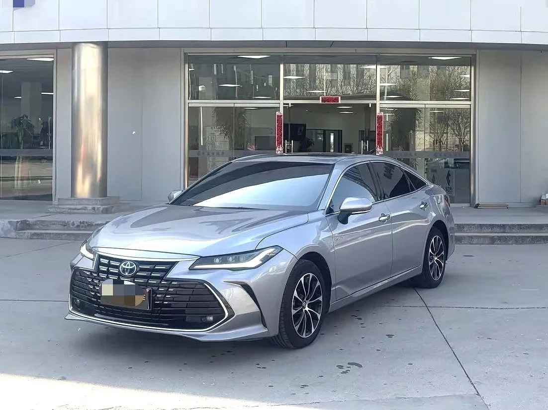 2022 Toyota Avalon Hybrid 2.5L Luxury Edition