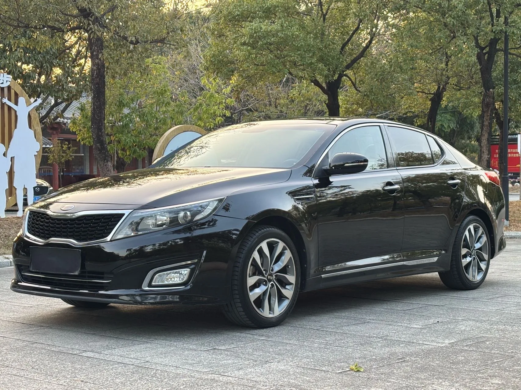 Kia K5 2012 2.0L Automatic DLX Special Edition