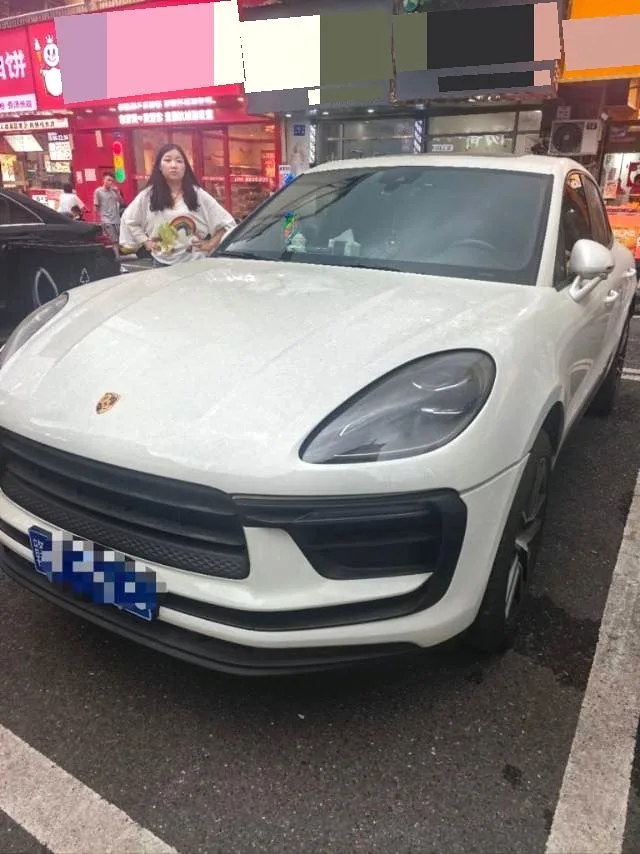 2023 Macan 2.0T