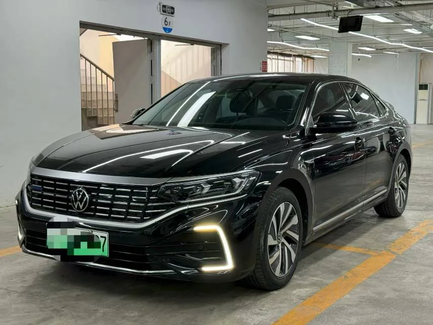 2022 Volkswagen Passat New Energy 430 PHEV Hybrid Luxury Edition