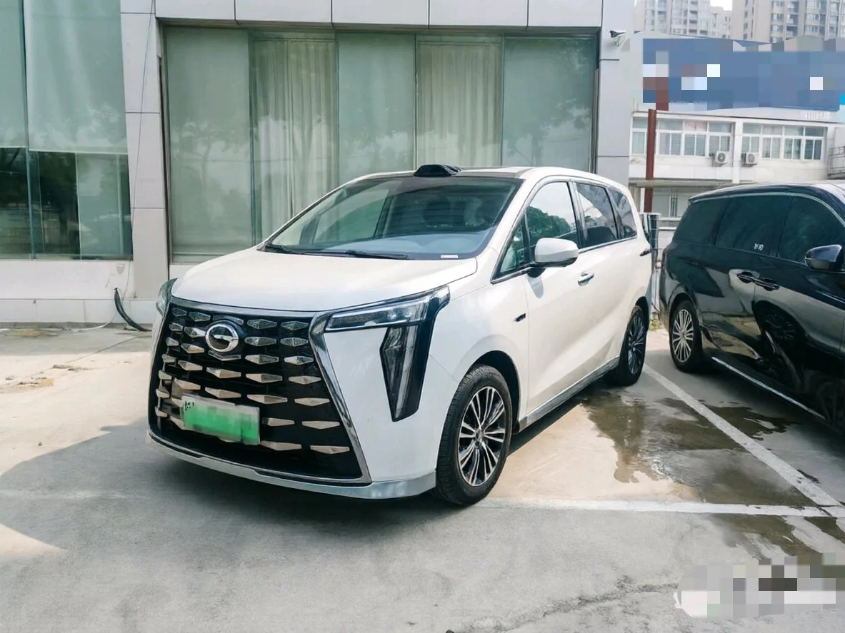 Trumpchi 2025 M8 2.0T Gankun Series Ultra First Class Automatic