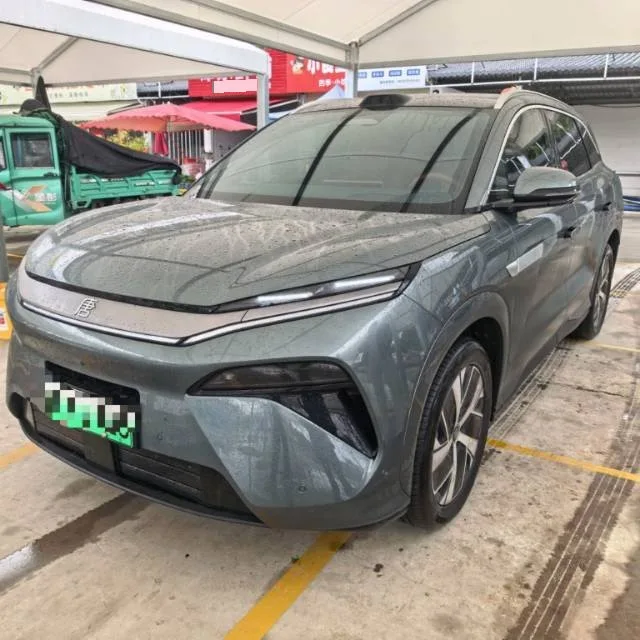 Tang L 2025 DM 200KM Four-Wheel Drive LiDAR Flagship Model