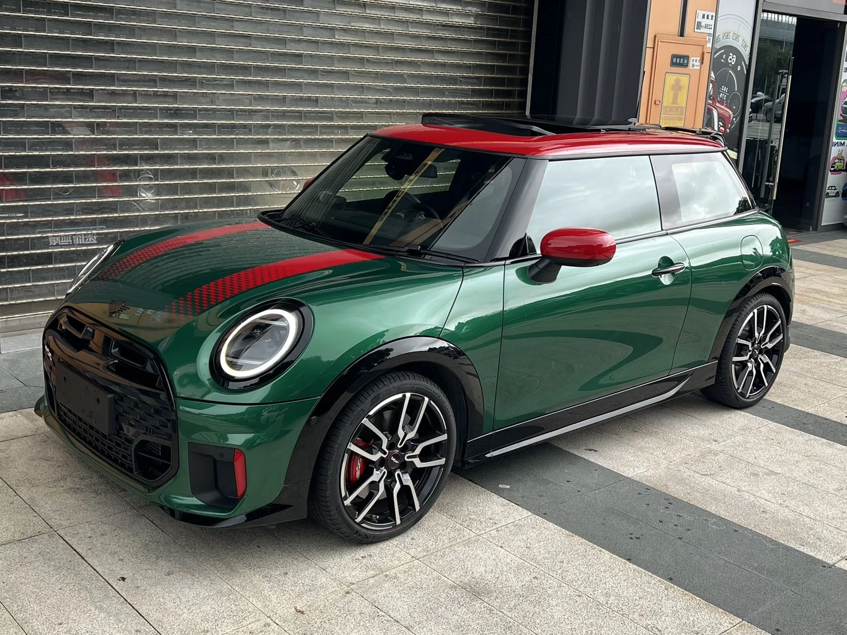 MINI JCW (Imported) 2025 Model Year Mini JCW 2.0T Automatic Transmission