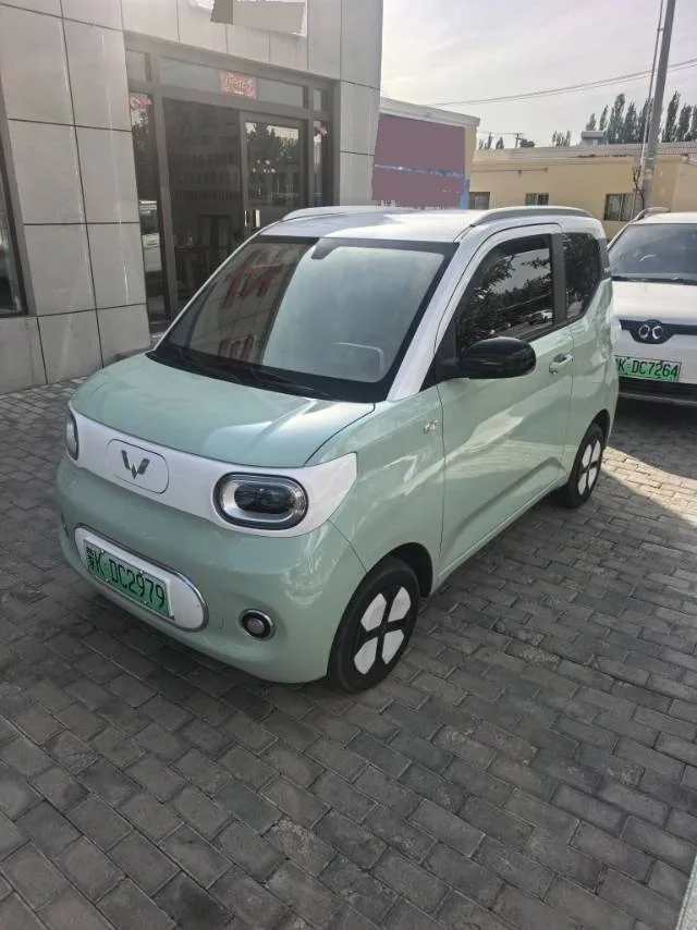 Hongguang MINIEV 2024 Macaron Model, 215km