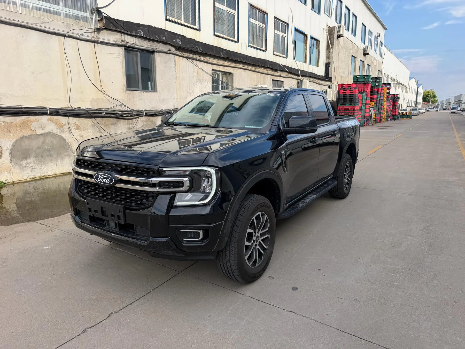 2023 Ranger "Trace" 4WD Automatic Gasoline Model