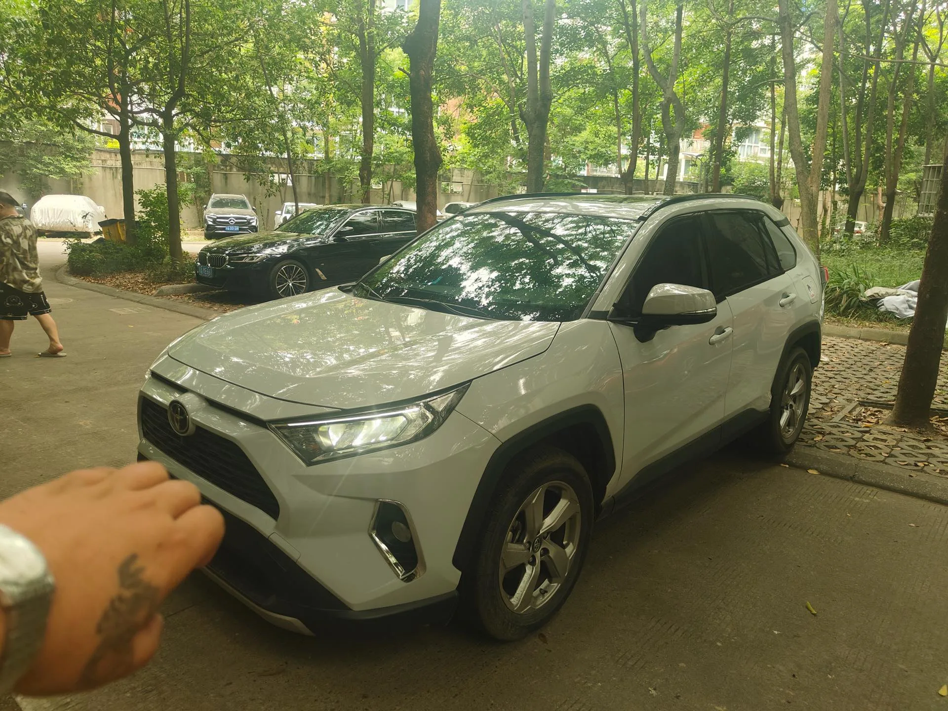 2021 RAV4 2.0L CVT Front-Wheel Drive Style PLUS Edition
