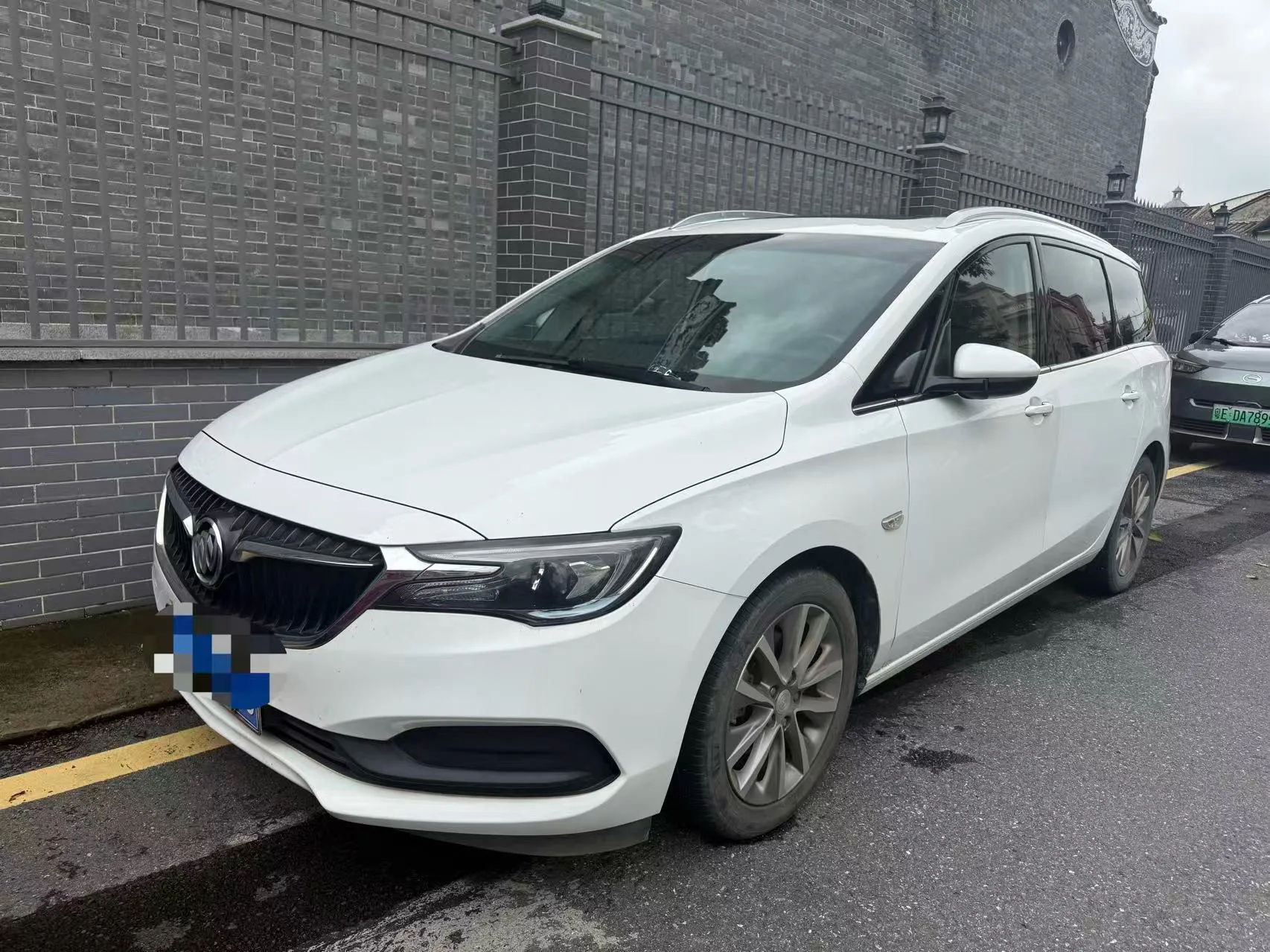 Buick GL6 2021 323T Mild Hybrid Connected Luxury Edition