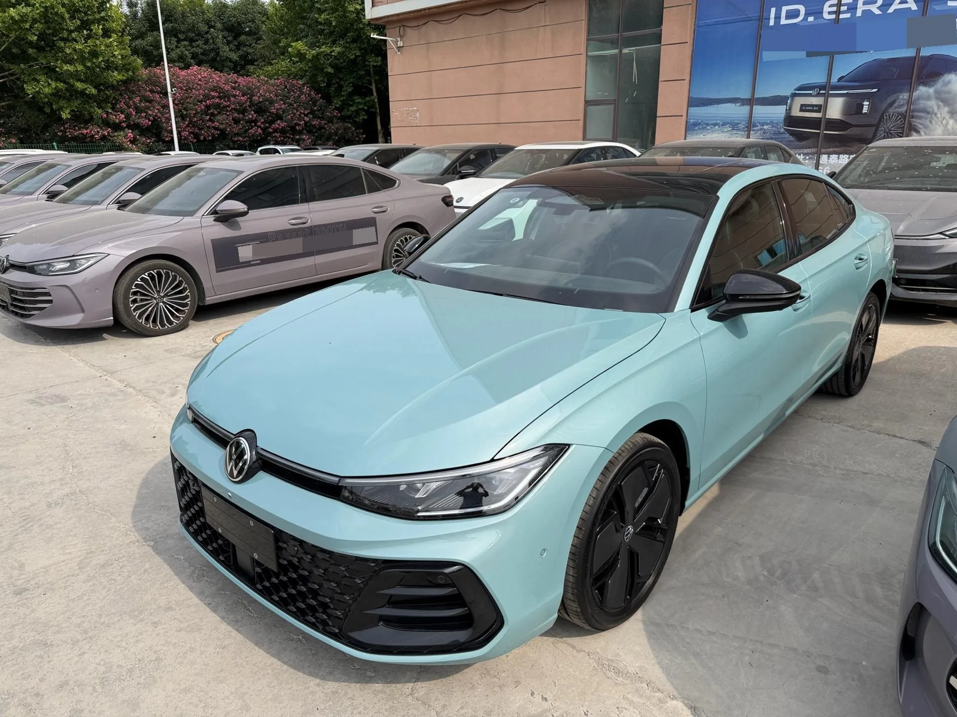 Volkswagen 2025 Passat Pro 2.0TSI 380TSI Starry Dragon Edition Automatic