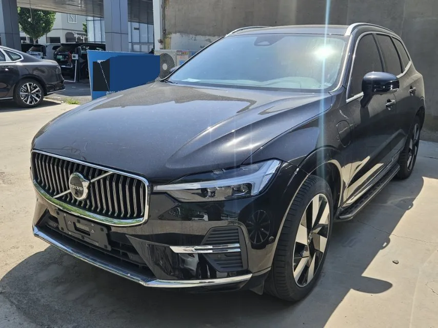 Volvo XC60 PHEV 2024 T8 Plug-in Hybrid Long Range AWD Smart Luxury Edition