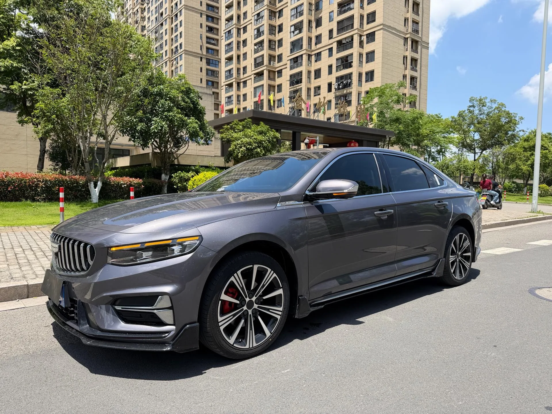 Geely 2025 Xingrui 1.5TD Oriental Yao Kunlun Edition Automatic