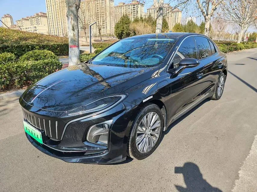 Hongqi E-QM5 2023 PLUS