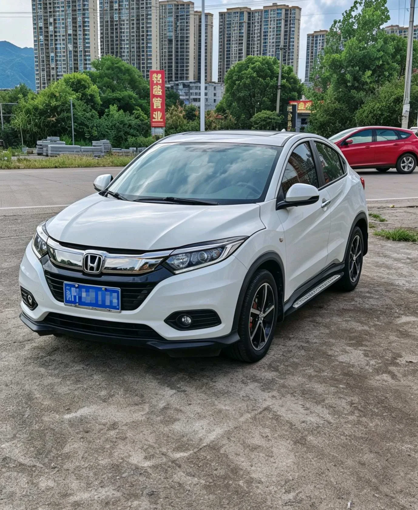 Vezel 2020 1.5L CVT Pioneer Edition
