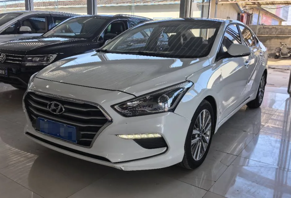 Hyundai Mistra 2017 1.8L Automatic Intelligent GLS (National V Emission Standard)