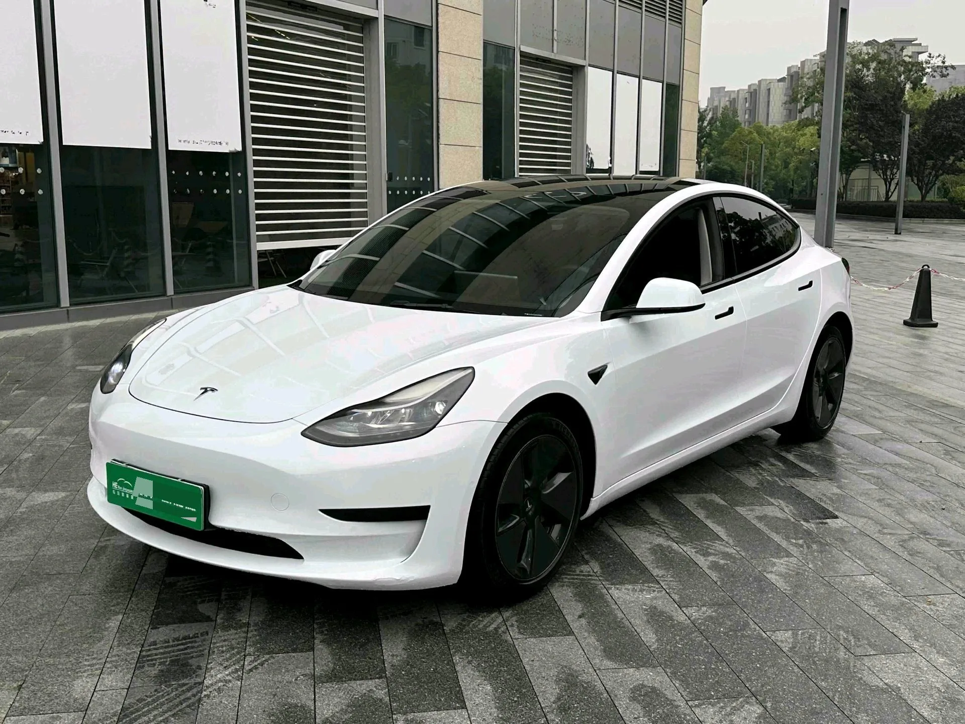 Model 3 2021 Standard Range Rear-Wheel Drive Upgrade