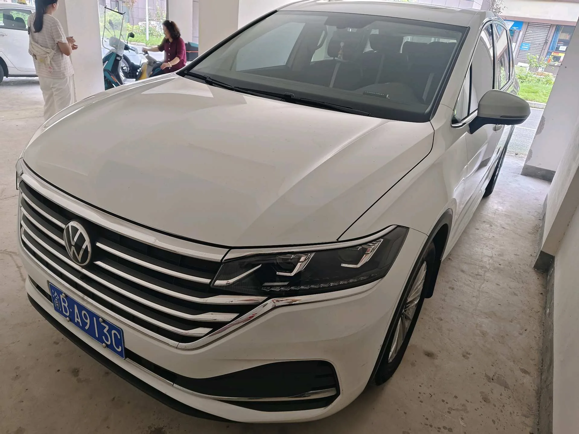 Viloran 2020 330TSI Business Edition